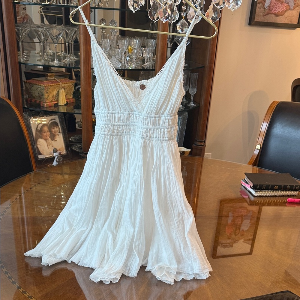 Chic White Mini Dress for Women